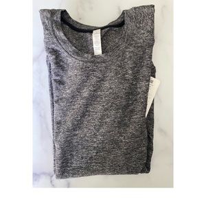 Lululemon Extra Mile Long Sleeve * reflective 8